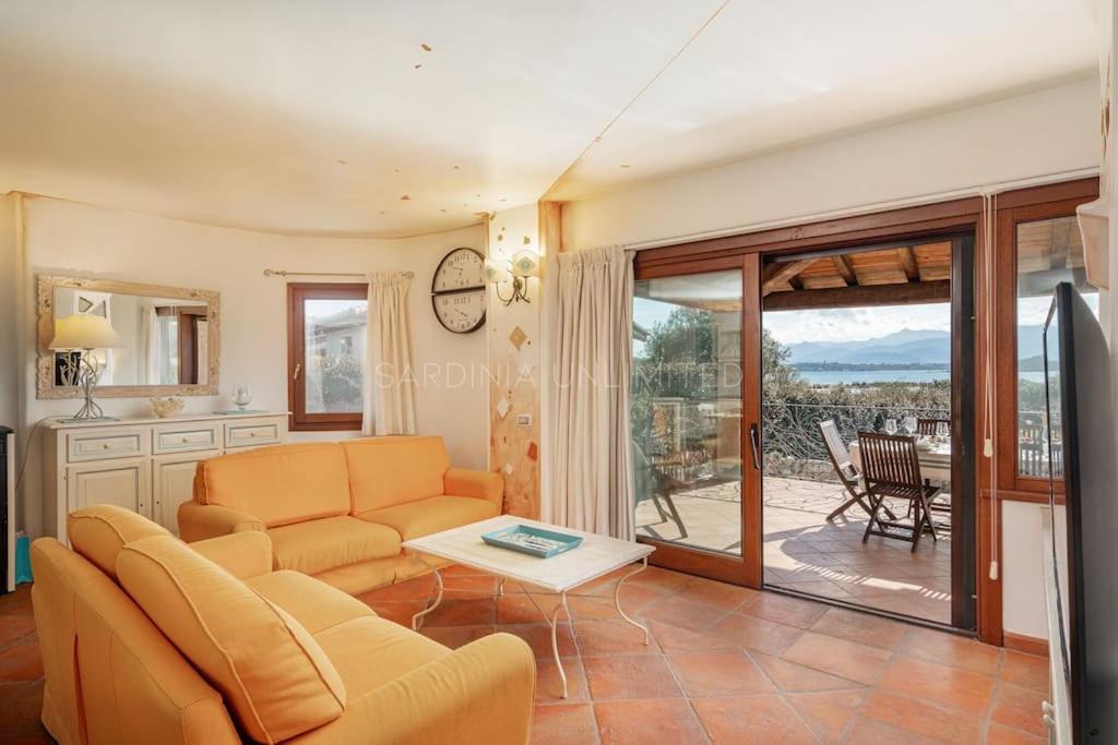 Villa Domus Ardea Capo Coda Cavallo Eksteriør bilde